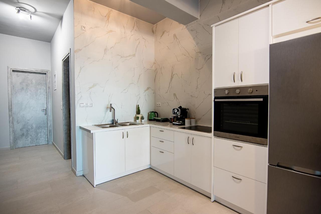 Georgianna'S Suite With Private Pool , 'Blank Suite' Charokopio Luaran gambar