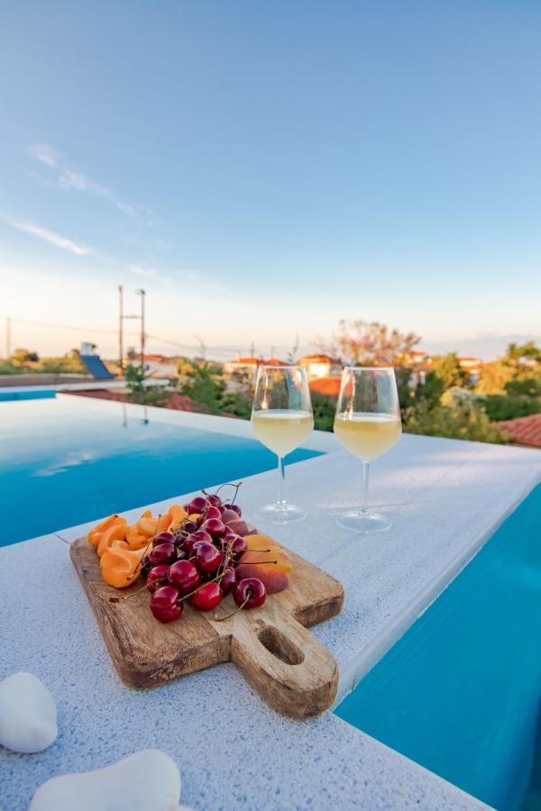 Georgianna'S Suite With Private Pool , 'Blank Suite' Charokopio Luaran gambar