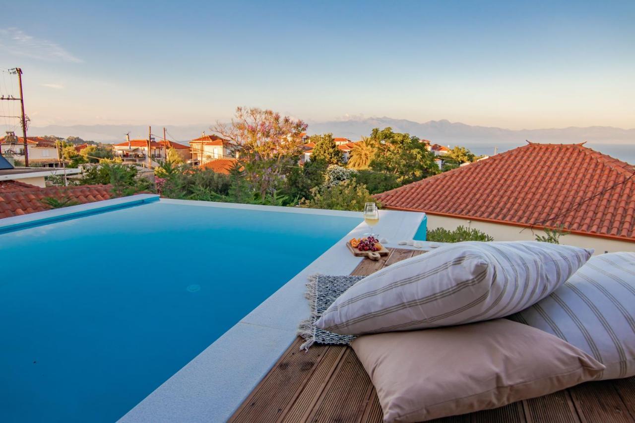 Georgianna'S Suite With Private Pool , 'Blank Suite' Charokopio Luaran gambar