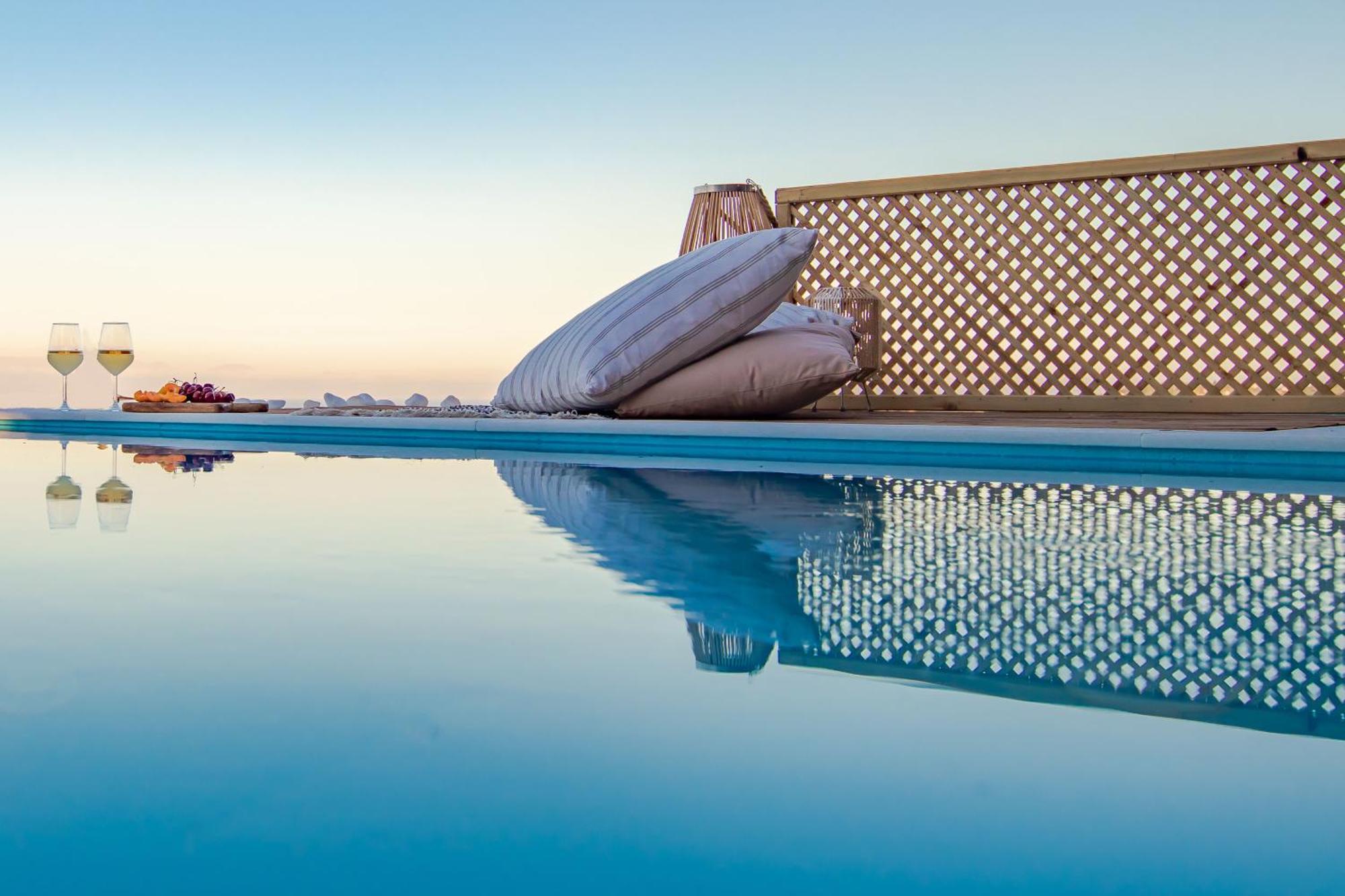 Georgianna'S Suite With Private Pool , 'Blank Suite' Charokopio Luaran gambar