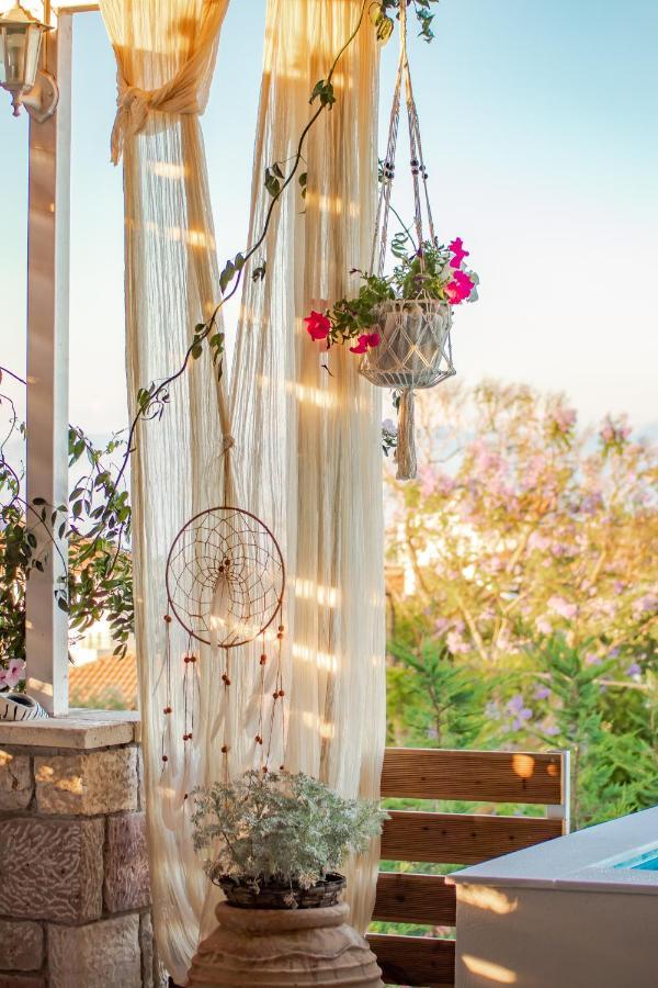 Georgianna'S Suite With Private Pool , 'Blank Suite' Charokopio Luaran gambar