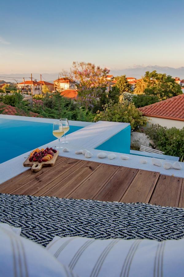 Georgianna'S Suite With Private Pool , 'Blank Suite' Charokopio Luaran gambar