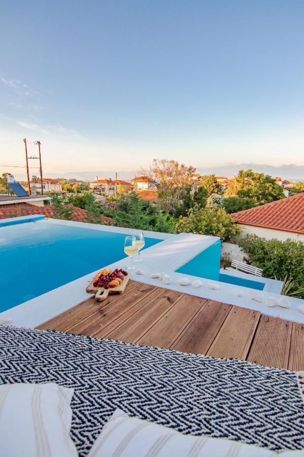 Georgianna'S Suite With Private Pool , 'Blank Suite' Charokopio Luaran gambar